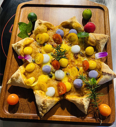 柏札莱中国区美食顾问龚禹特制--八方来财披萨